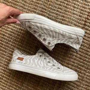 Blowfish Malibu Women’s Play Sneaker